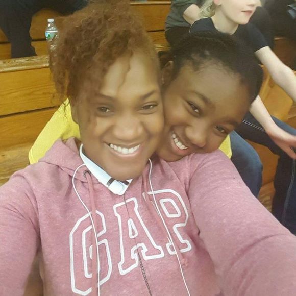 Meet your Posher, Azzarah - Picture 1 of 1